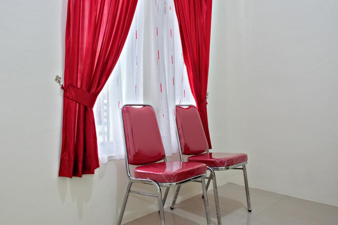 Homestay Danesti Syariah Near Bandara Sultan Hasanuddin Makassar Exterior photo